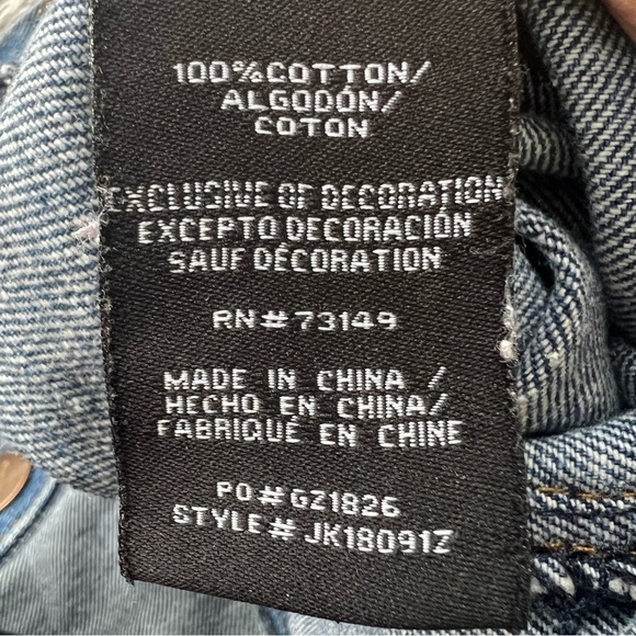 BBJ Women’s Distressed Denim Jean Jacket Size M 100% Cotton Blue Was Long Sleeve - Picture 14 of 15